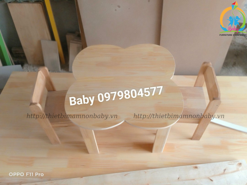 Bàn bông hoa - BB1140