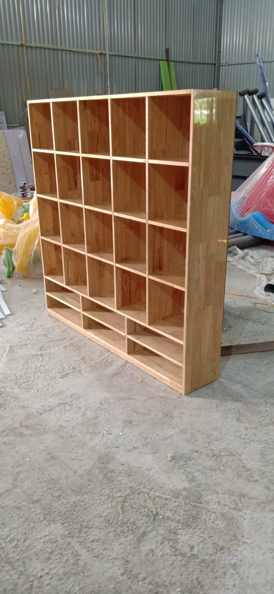 Tủ balo tư trang gỗ tự nhiên BB-244