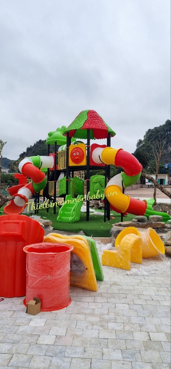 Nhà Liên Hoàn Cầu Trượt BB-996