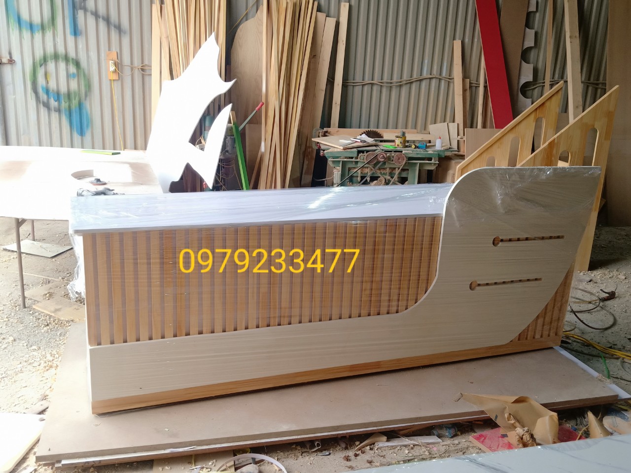 Bàn Làm Việc BB-565