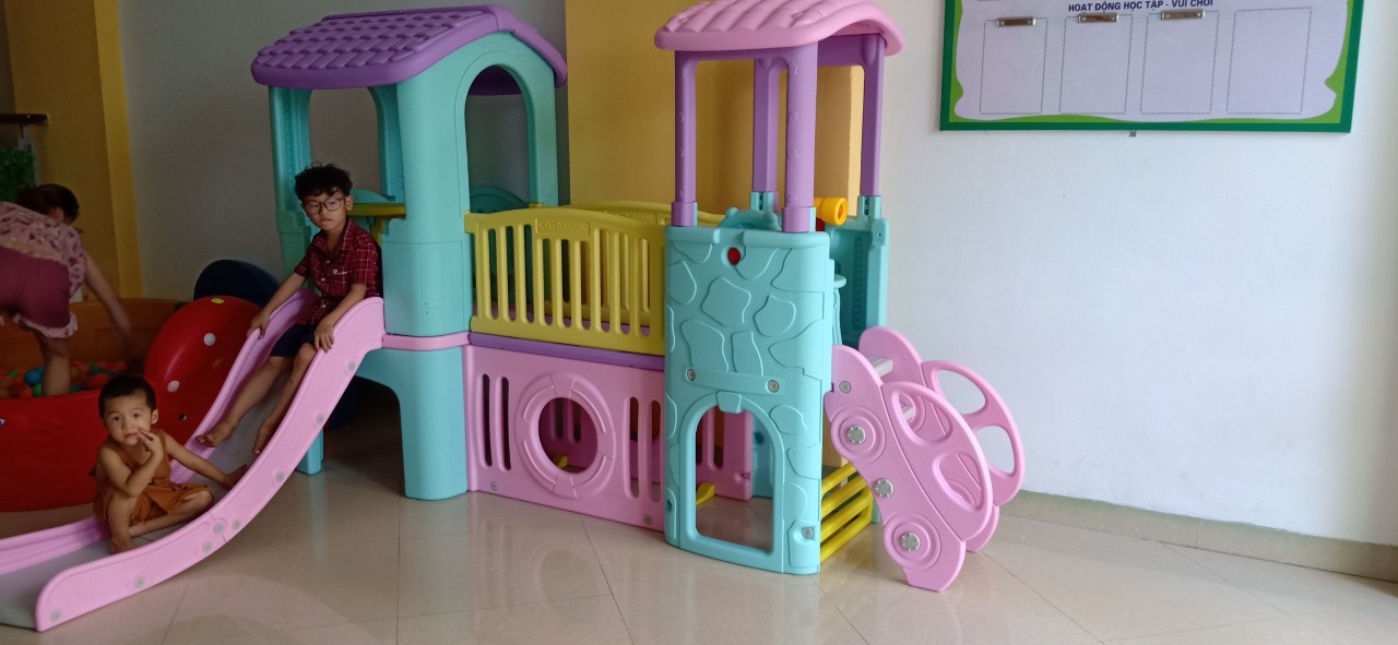 Cầu trượt nhập khẩu BB-172